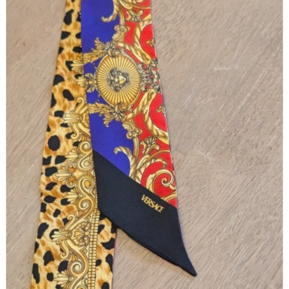VERSACE Cheetah Barocco Silk Twill Scarf  Ribbon Scarf Twilly  NEW NWT